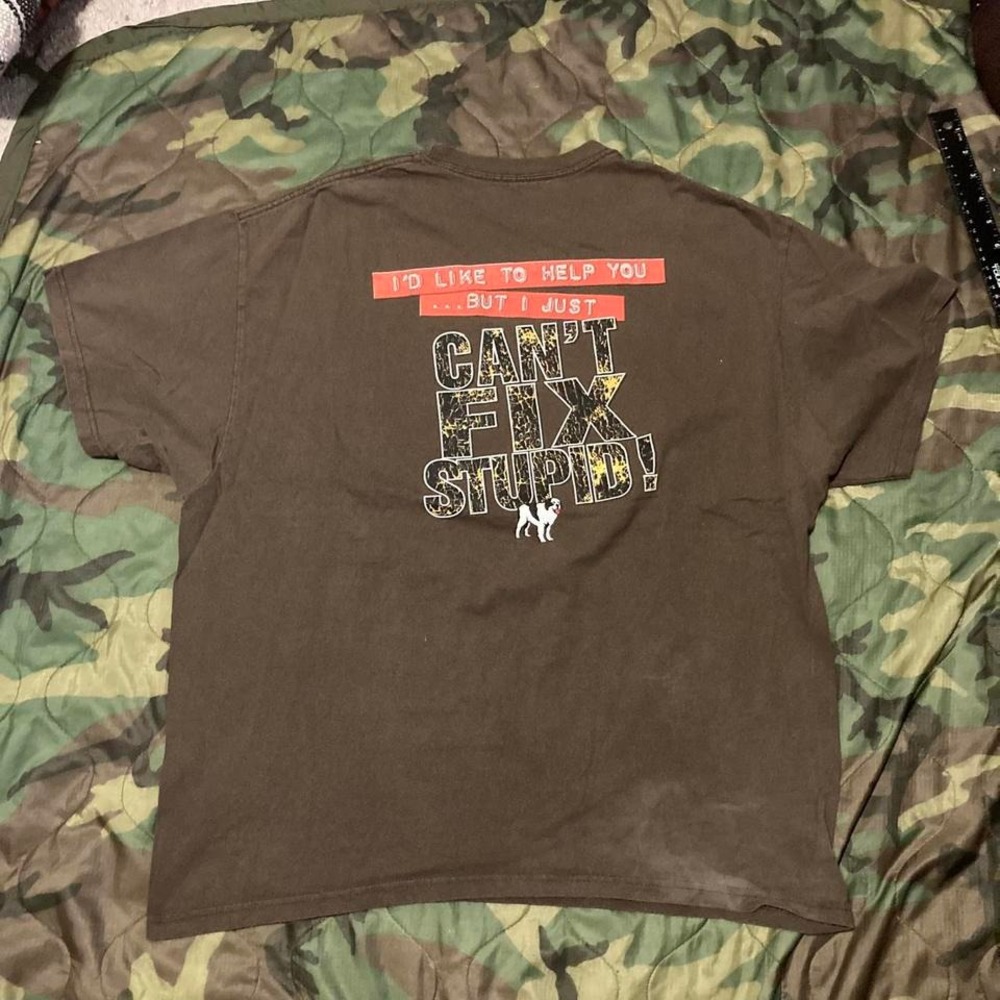 Big dogs mid 00's‎ "I can't fix stupid" graphic tee